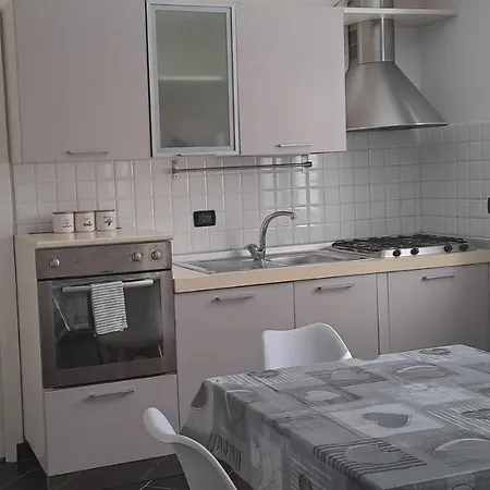 Casa Gialla LʼAquila