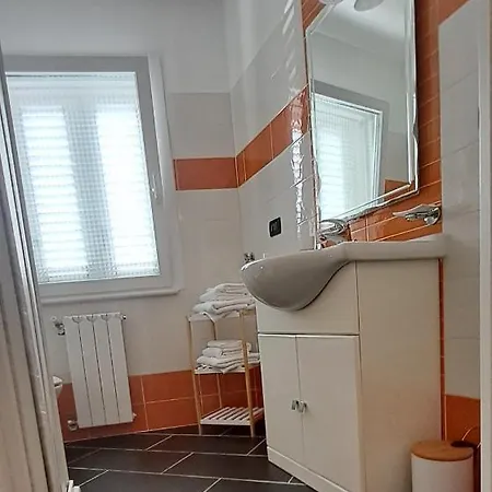 Casa Gialla Apartment