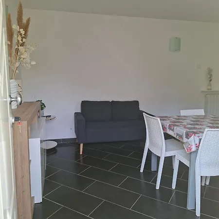 Casa Gialla Apartment
